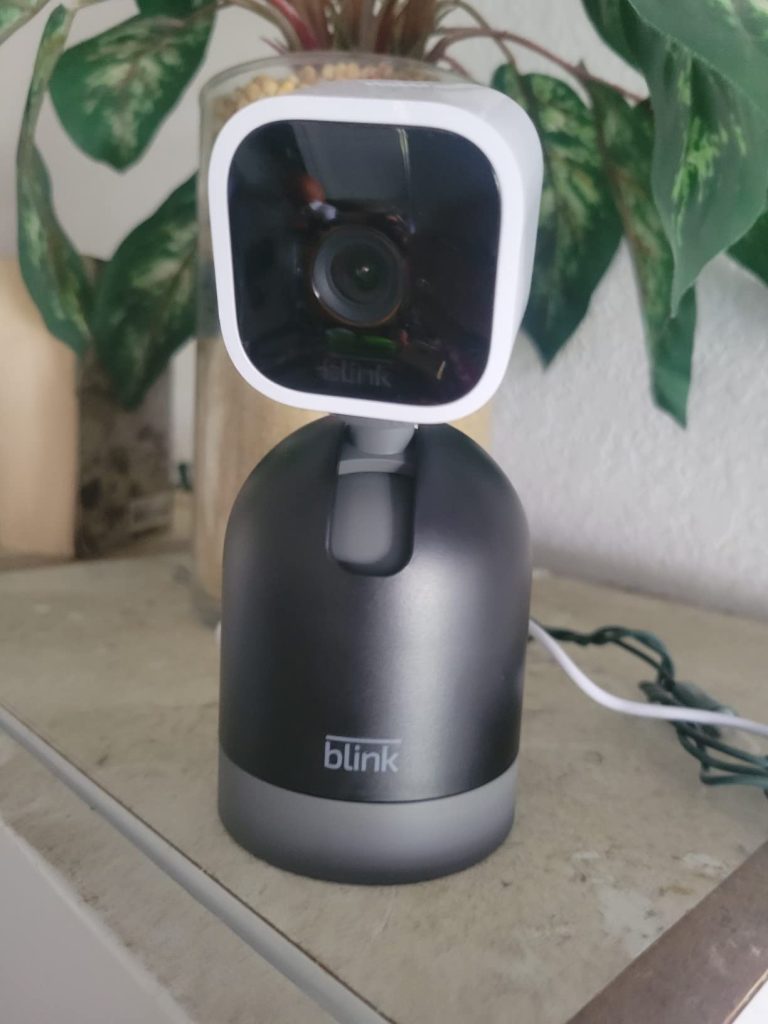 Blink tilt home security cam 
