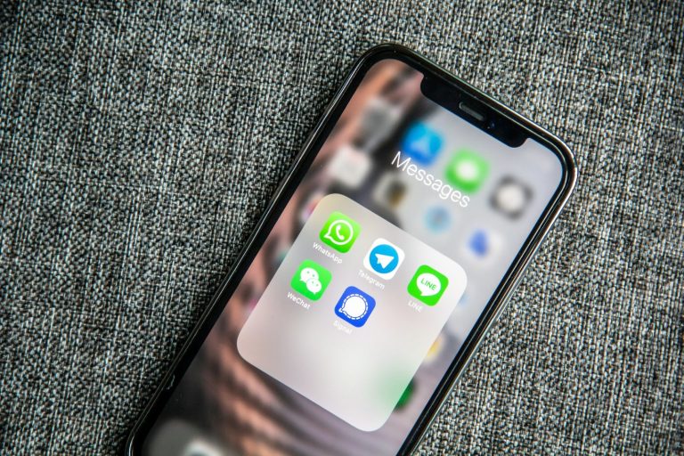 someone looking to identify a fake text message on their iphone